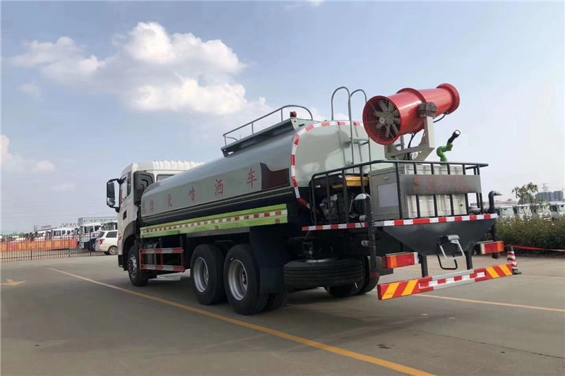 東風天龍后八輪20噸噴霧車，國六綠化噴灑車